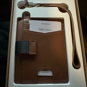 Andar Brown Key & Card Holder